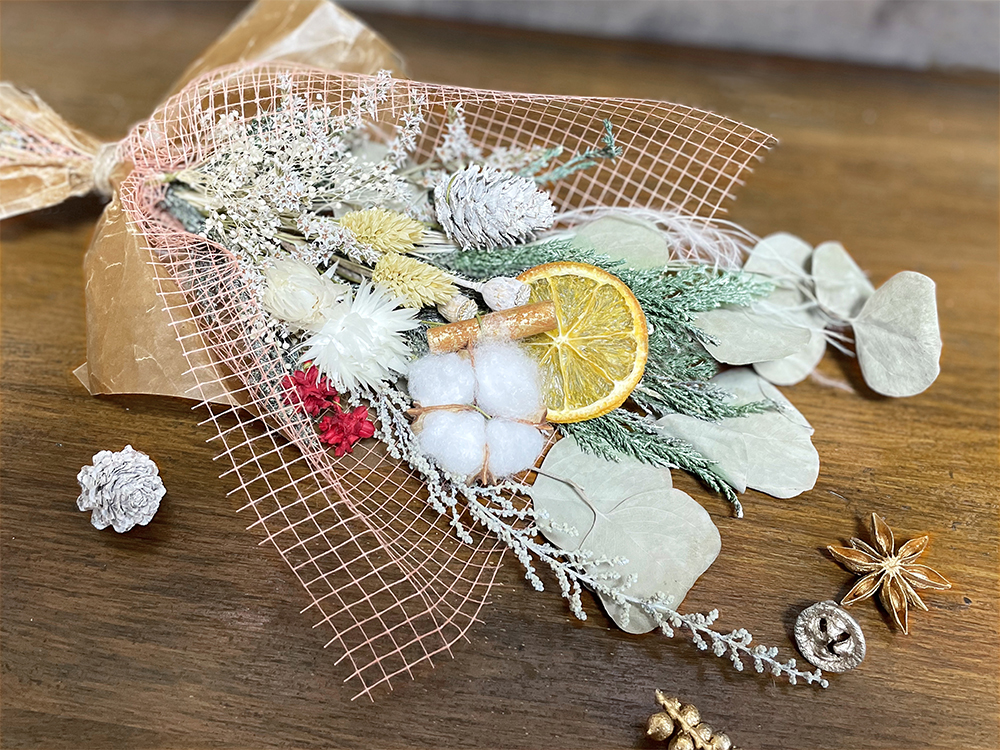 クリスマススワッグ